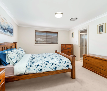 Spacious & Convenient Townhouse in Prime Hurstville Location - Photo 4