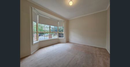 Spacious, Neat & Tidy - Photo 3