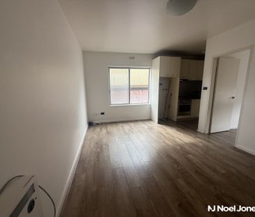 6/18 Pender Street, THORNBURY - Photo 2