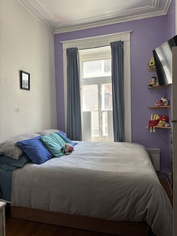 Beau grand 4 1/2, rue Ste-Anne Vieux-Québec Juillet - Photo 5