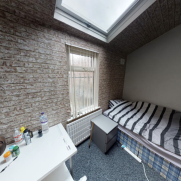 27 Flat 1 Headingley Mount, Leeds, LS6 3EL - Photo 1