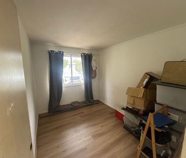 Large Family Home Nestled In Quiet Cul-de-sac - Photo 6