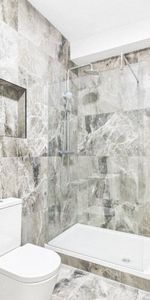 0 bedroom Studio in High Street, - Photo 4