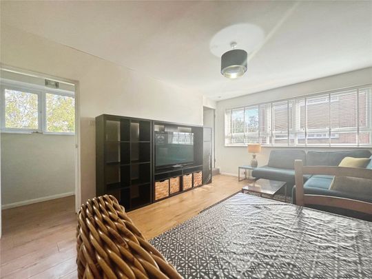 Strode Street, Egham, Surrey, TW20 9BU - Photo 1