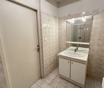 Location Appartement 1 pièce 37m² LE MONASTERE 12000 - Photo 3