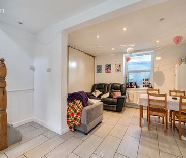 4 bedroom house to rent - Photo 2