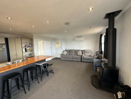 Charming Halfway Bush Rental Awaits You - Photo 5