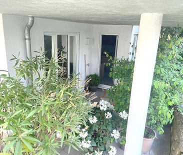 Erstklassige Singlewohnung mit Terrasse in beliebter Lage! Neu reno... - Photo 1