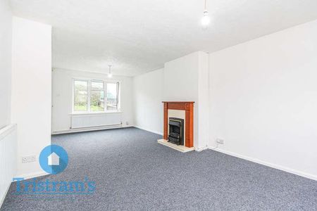 The Glade, Clifton, NG11 - Photo 2