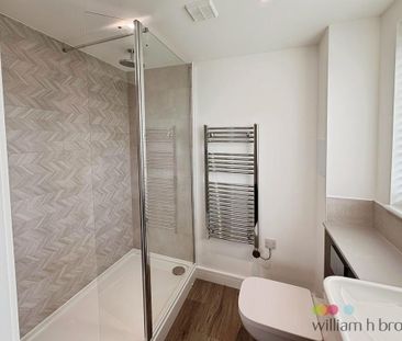 2 bedroom apartment to rent - Photo 6