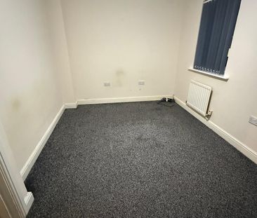 3 Bed Terraced House, Raynald Road, S2 - Photo 1