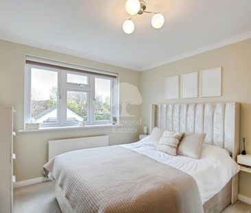 4 bedroom detached house to rent - Photo 2