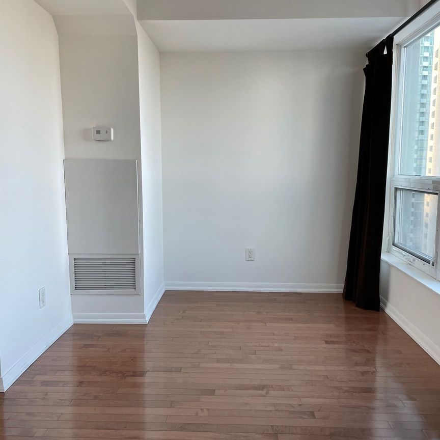 For Lease - 18 Yonge Street Unit# 2905, Toronto, Ontario - Photo 1
