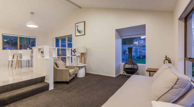 Stunning family home at central Browns Bay - Photo 1