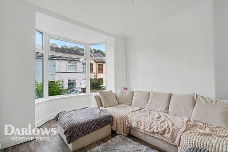 3 bedroom terraced house to rent - Photo 4