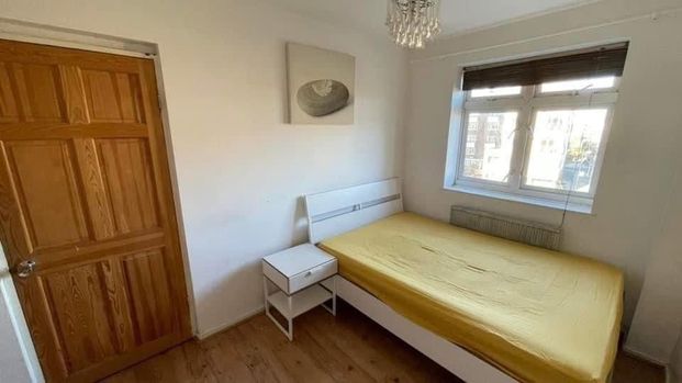 Room in a Shared House, London, E2 - Photo 1
