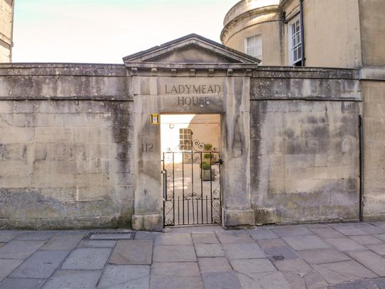 Ladymead House, Walcot Street - Photo 1