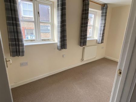 Nunwell Court, Bromyard - Photo 2