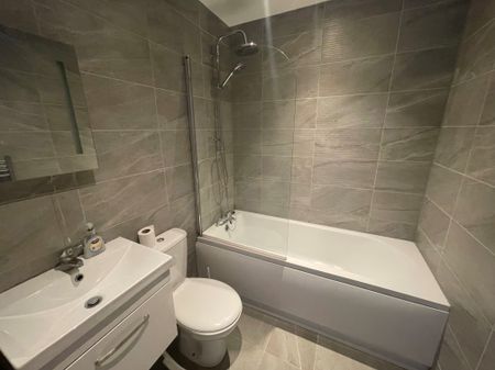 Clarence Street, Swindon - Photo 5