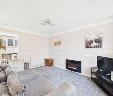 2 bedroom semi-detached house to rent - Photo 2