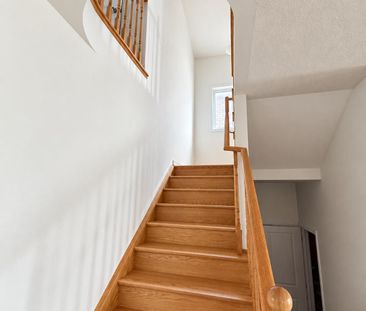 For Lease - 383 Russell Street, Southgate, Ontario - Photo 2