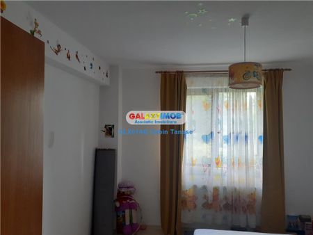 de inchiriat ap 3camere gavana 3 platou fond nou semimobilat - Fotografie 2