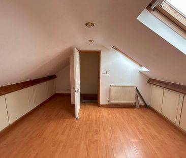 4 bedroom terraced house to rent - Photo 5