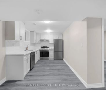 161 Windfields Farm Drive W #BSMT - Photo 5