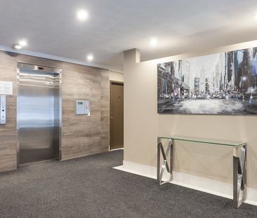 285 Loretta Ave S, Hintonburg - Mechanicsville, Ottawa, ON - Photo 1