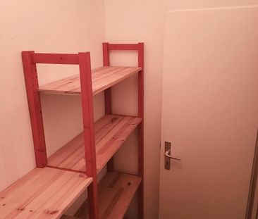 Zentrale und helle 2-Raum Wohnung mit Küche - Foto 1