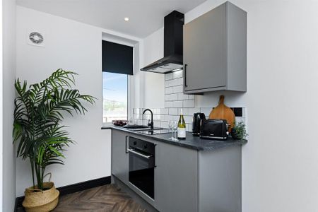 Studio to rent - Photo 2