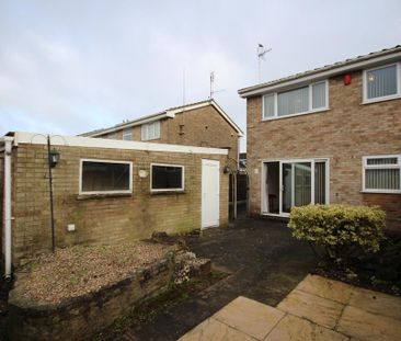 3 bedroom semi-detached house to rent - Photo 6