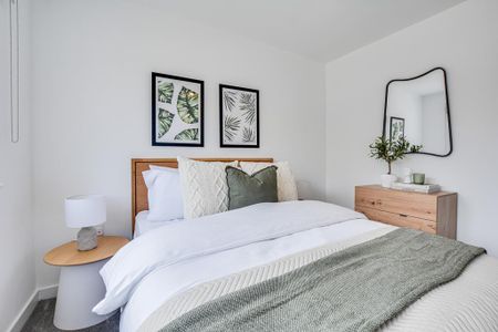 2 bedroom semi-detached house to rent - Photo 5