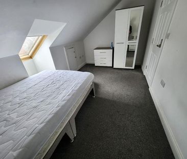 6 bedroom house share to rent - Photo 1