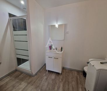 Location Appartement 1 pièce 39m² - Photo 5