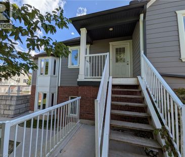 225 RIDDELL Street Unit# 33, Woodstock, Ontario, N4S6N2 - Photo 4
