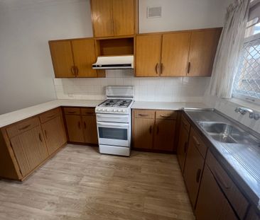 Position Perfect - 6 Month Lease - Photo 5