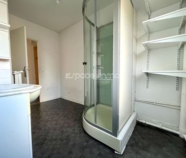 Location Appartement 2 pièces 51m² NOTRE DAME DE BONDEVILLE 76960 - Photo 4