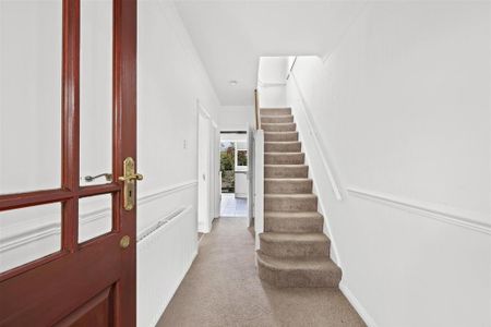 3 bedroom semi-detached house to rent - Photo 3