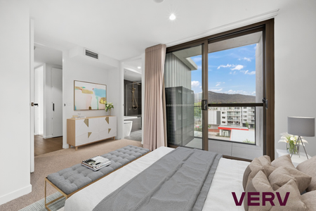 LUXURY APARTMENT IN THE HEART OF BRADDON - Photo 5