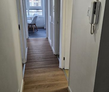 Room in a Shared Flat, Coniston House, SE5 - Photo 6