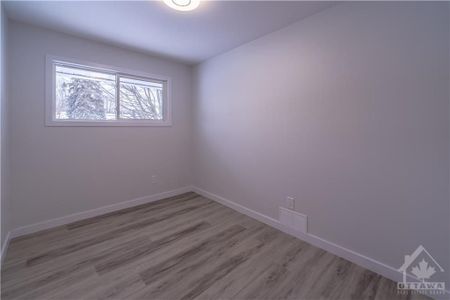 For Lease - 759 Adams Avenue Unit# A, Elmvale Acres and Area, Ontario - Photo 3