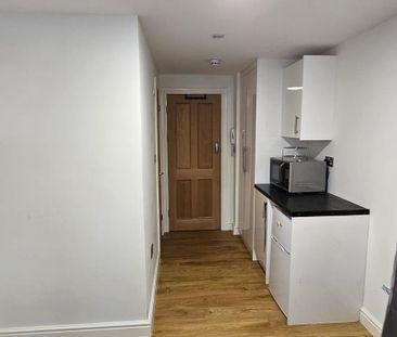 Hopton Road, Wealdstone HA3, London - Photo 4