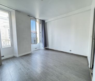 À louer – Charmant 2 pièces en centre-ville d’Arpajon avec cave - Photo 3