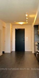 Mount Pleasant / Eglinton Ave Functional 1Bdrm Lrg Closet Open Balcon - Photo 3