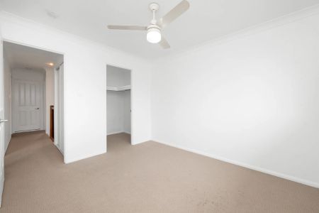 Spacious Renovated Townhome - Photo 3