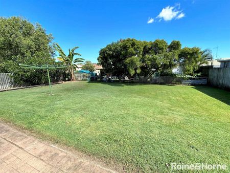 Marina Lifestyle - 3 Bedroom Property - Photo 4