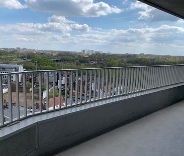 Appartement te huur - Photo 1