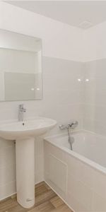 Location Appartement 2 pièces 56m² ST MARCELLIN 38160 - Photo 4