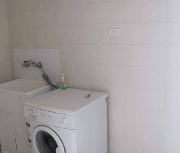 UGLY DUCKLING- but take a look inside - Photo 5